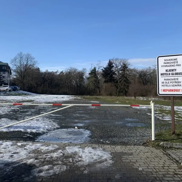 Camp Globus