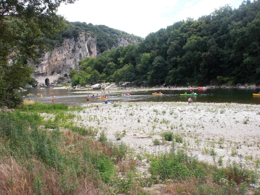 des-tunnels-vallon-pont-darc-ardeche-nnsfs
