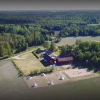 gyllene-brunnen-brollopslokal-glamping-fjardhundra-prl6l