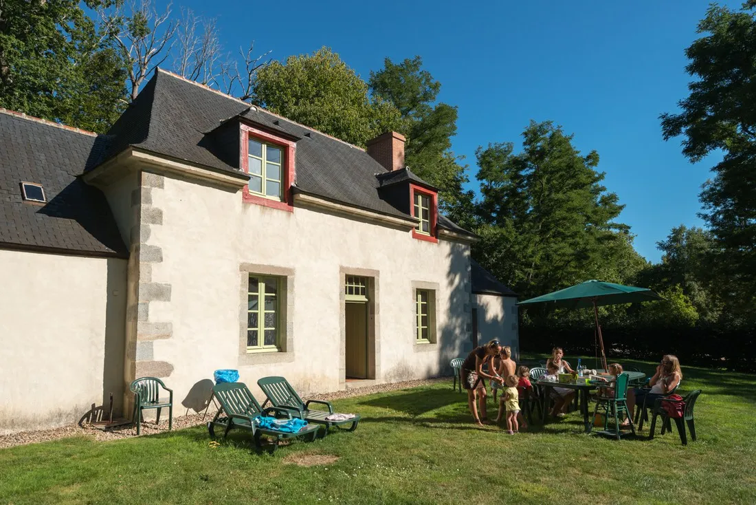 castel-lorangerie-de-lanniron-quimper-hagz8