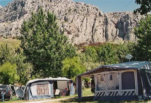 kamp-galeb-omi-0wtcd