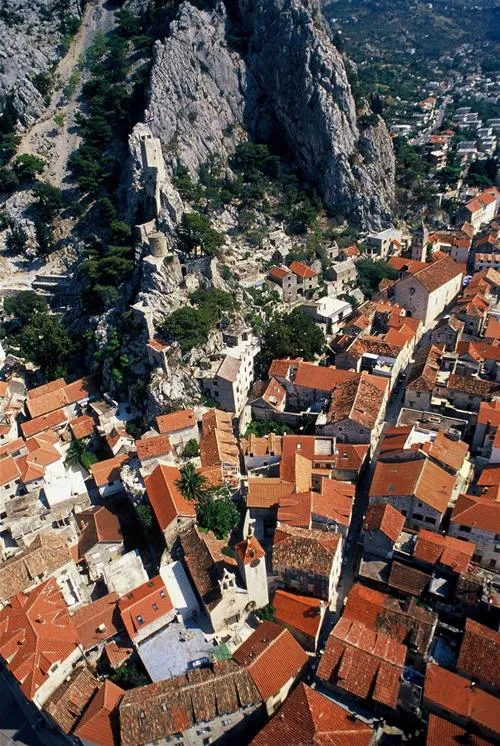 kamp-galeb-omi-bouuv