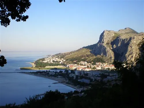 kamp-galeb-omi-qpwtq