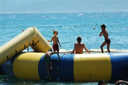kamp-galeb-omi-wlgu8