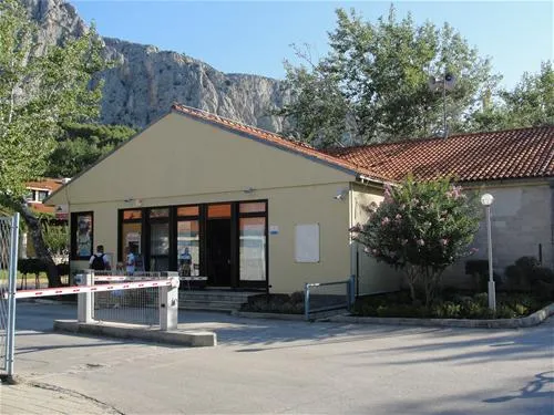 kamp-galeb-omi-zslie