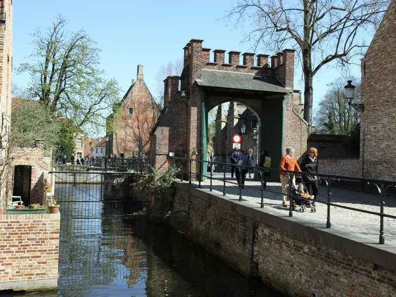 camping-memling-brugge-f8ydg
