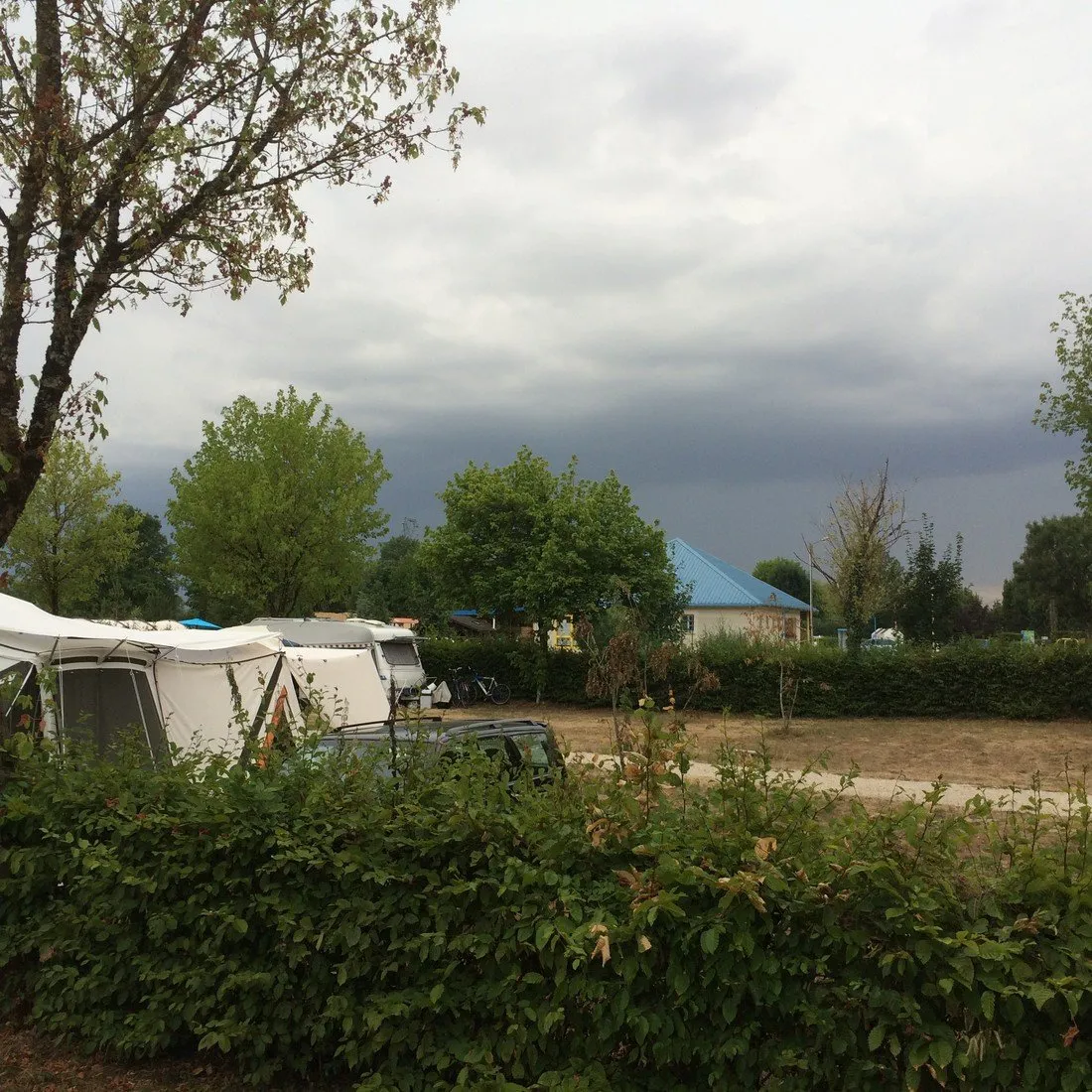 camping-les-bords-de-loue-jura-pfu44