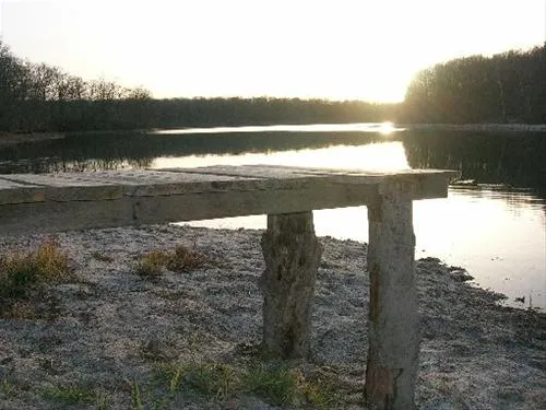 camping-vue-du-lac--fours-dmywu