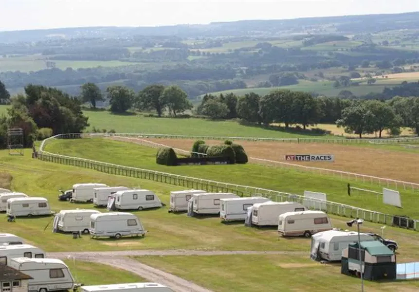 hexham-racecourse-caravan-site-hexham-mqccw
