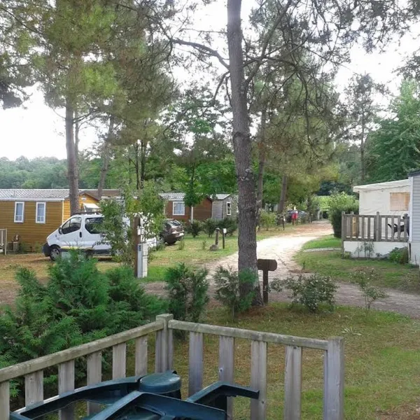 camping-le-pressoir-petit-palais-et-cornemps-4vhpa