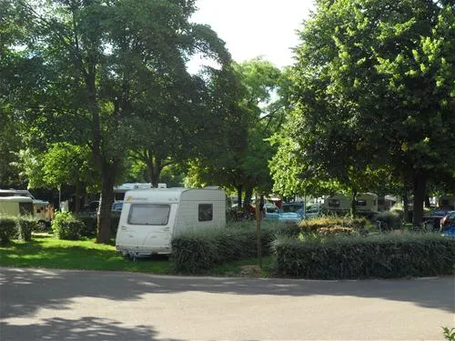 camping-du-lac-kir-dijon-rjo0m