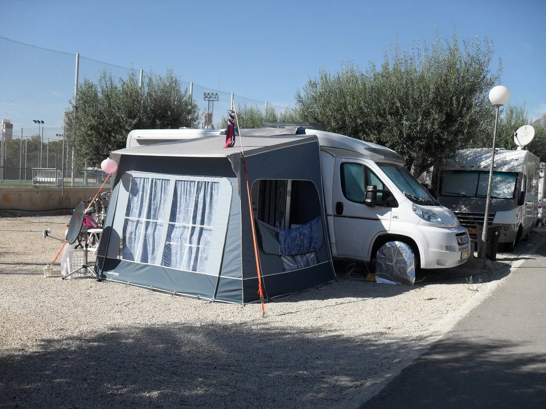 camping-la-torreta-benidorm-w7yby