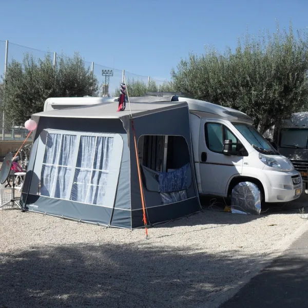 camping-la-torreta-benidorm-w7yby