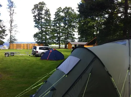 camping-usmas-meki-uplejas-hmoqc