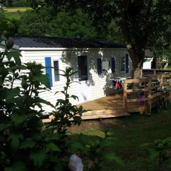 camping-la-bourie-heches-vjxhl
