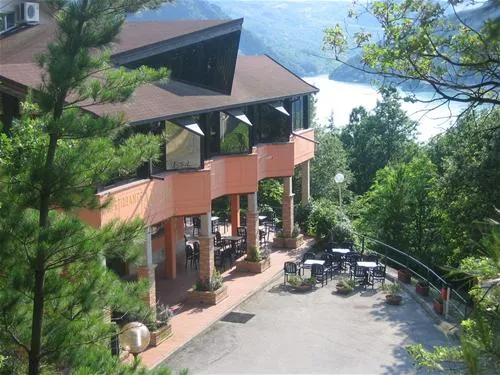 campeggio-centro-turistico-isola-verde-bomba-zgmf7