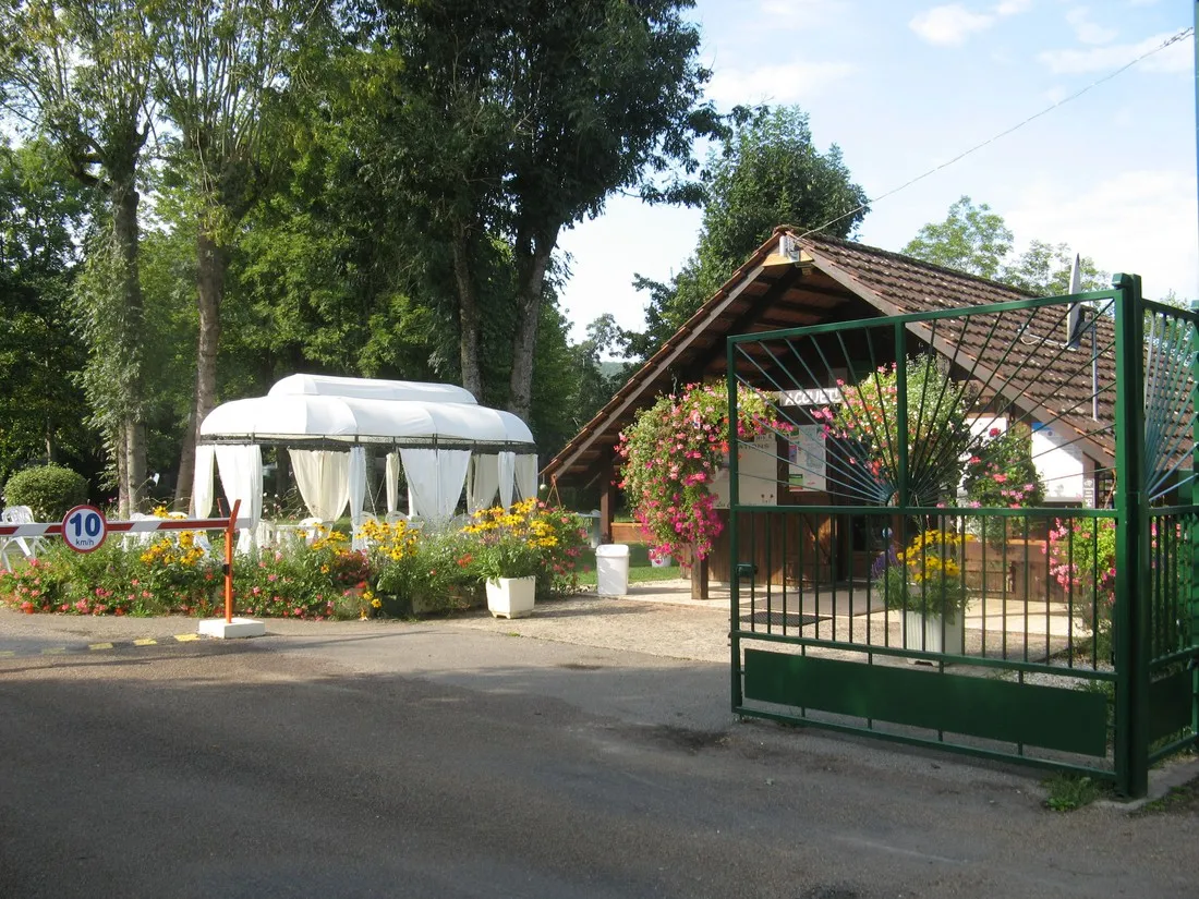 les-coullemieres-vermenton-yonne-6zniq