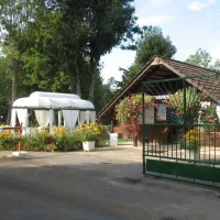 les-coullemieres-vermenton-yonne-6zniq