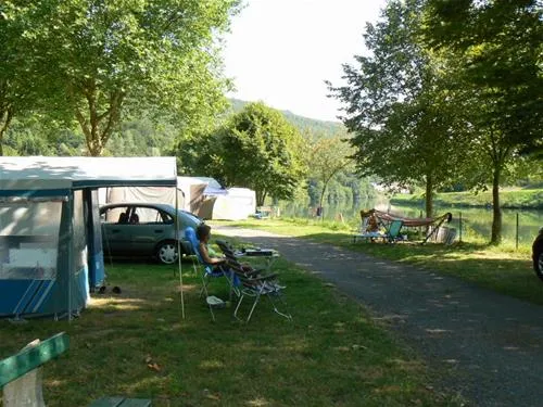 camping-communautaire-du-portdiseur-montherme-lu2fn