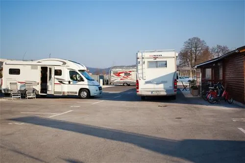 alo-camp-ljubljana-pnbmq