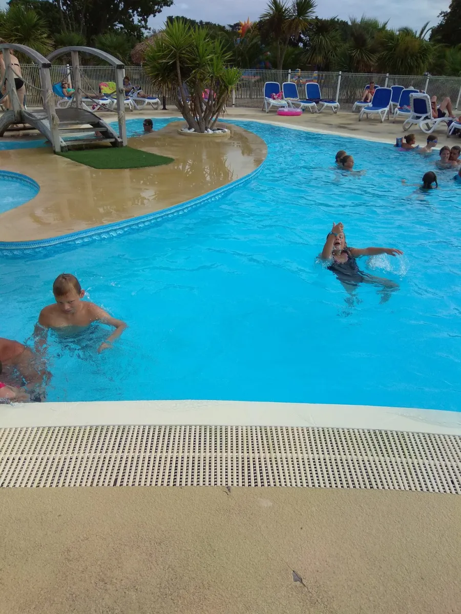 flower-camping-le-cabellou-plage-bp-508-concarneau-kxcbn