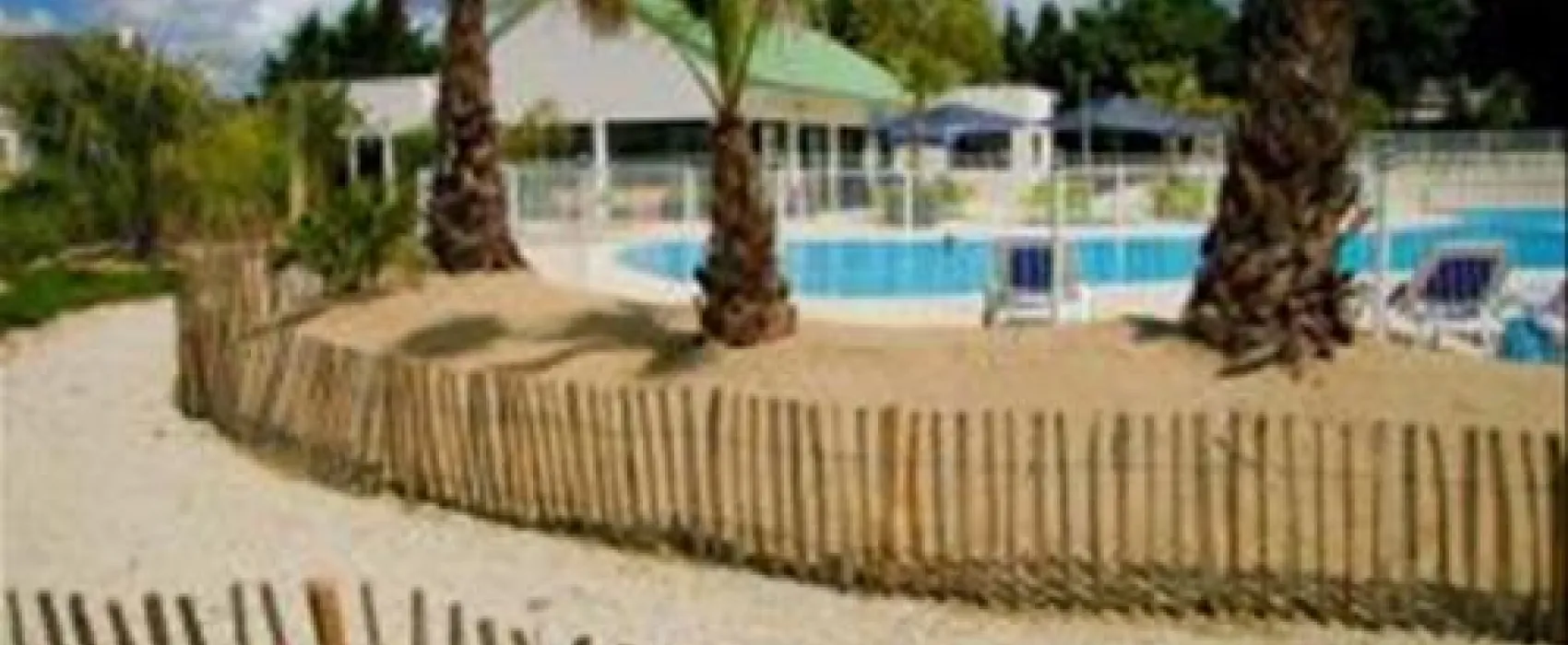 Flower Camping - Le Cabellou Plage