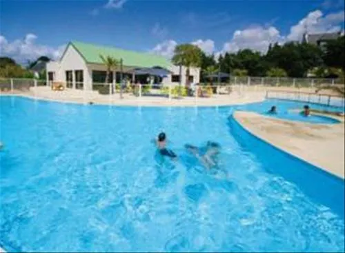 flower-camping-le-cabellou-plage-bp-508-concarneau-w634m