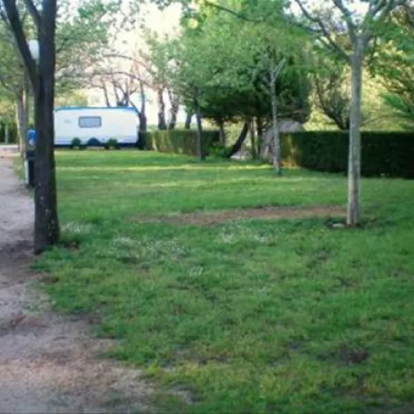 camping-alardos-madrigal-de-la-vera-72lbv