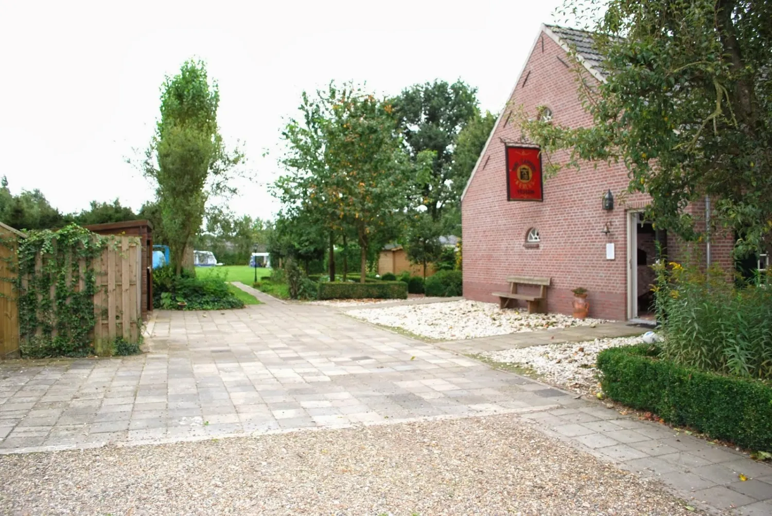 camping-mini-camping-kerces-vessem-kjsq2