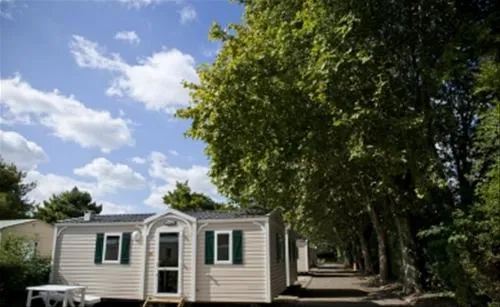 camping-paris-est-homair-vacances-champignysurmarne-ds27h
