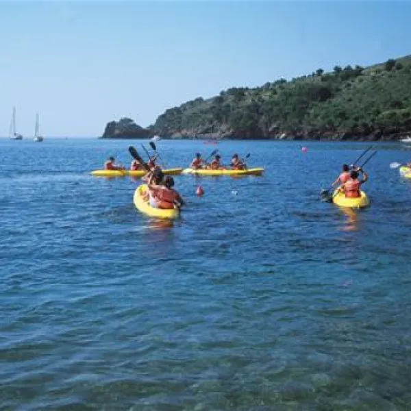 holiday-village-cala-montjoi-roses-jdxyl