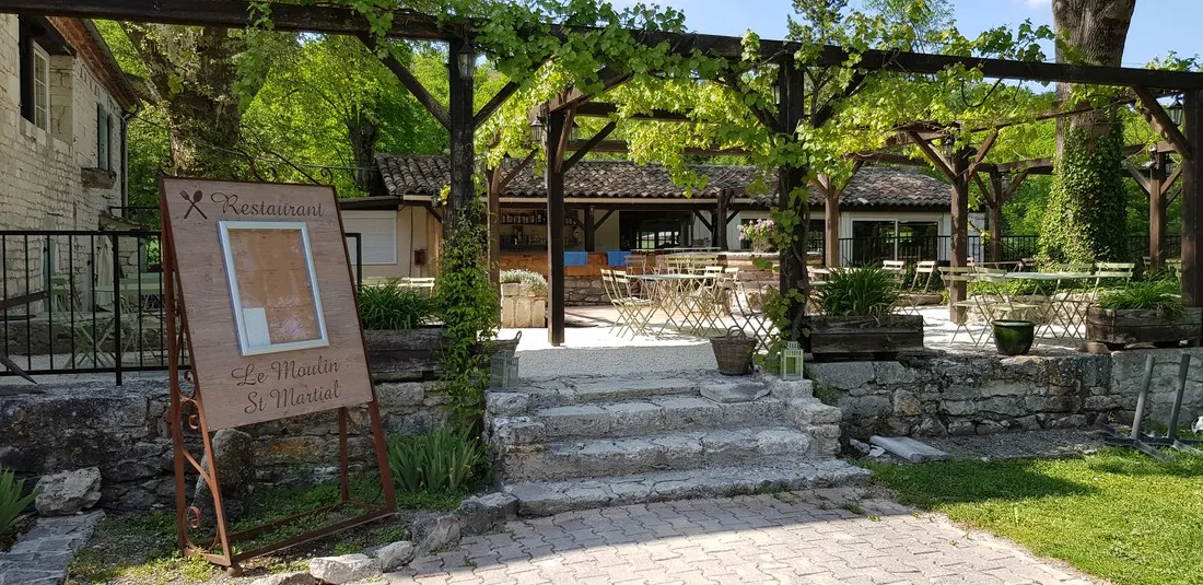 camping-des-arcades-saint-pantalon-quha2