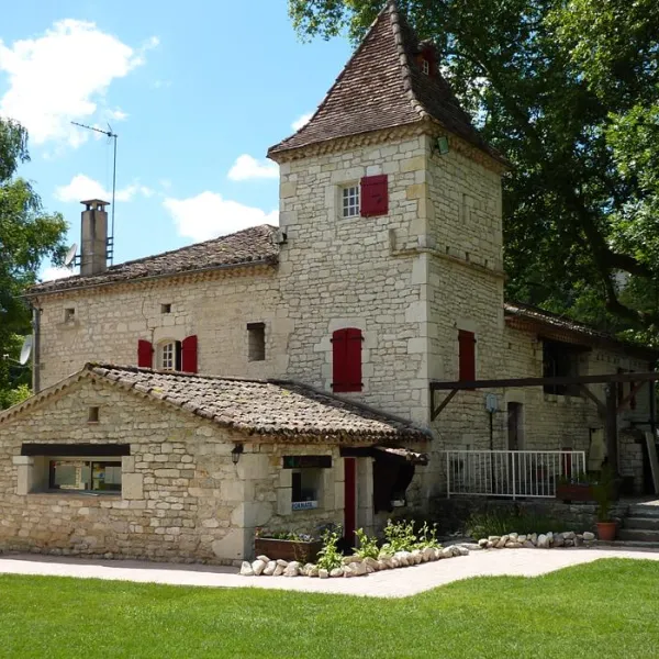 Camping Des Arcades  