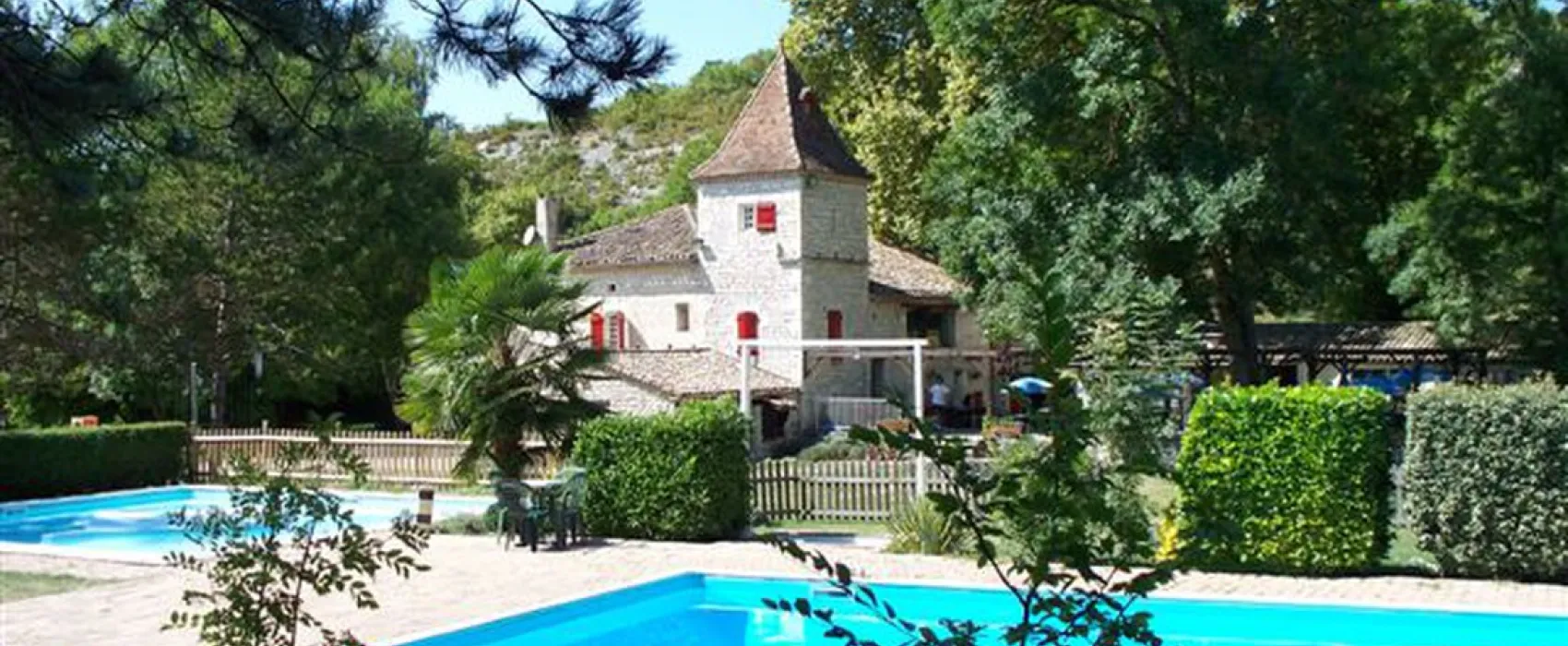 Camping Des Arcades  