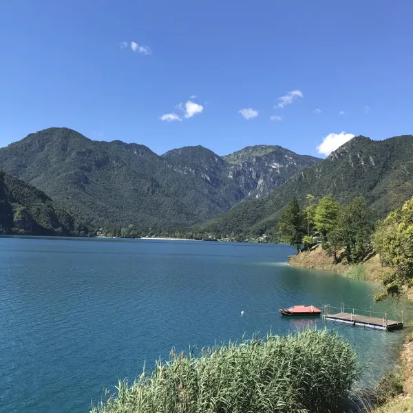 campeggio-al-lago-riva-del-garda-oug7b