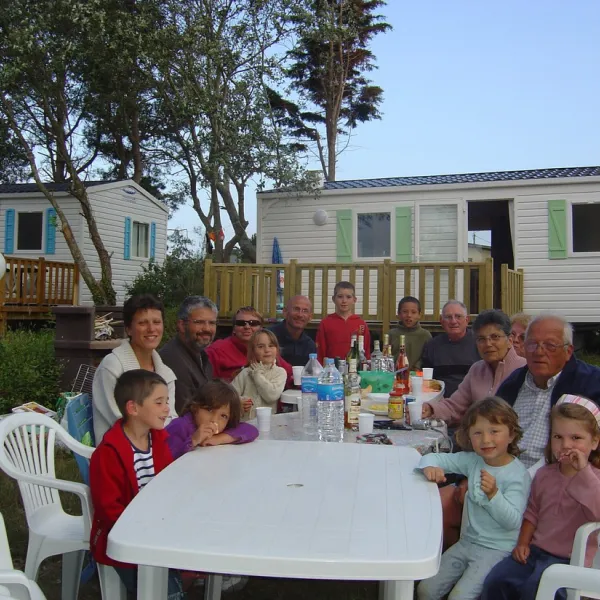camping-plage-de-trez-rouz-crozon-uavaa