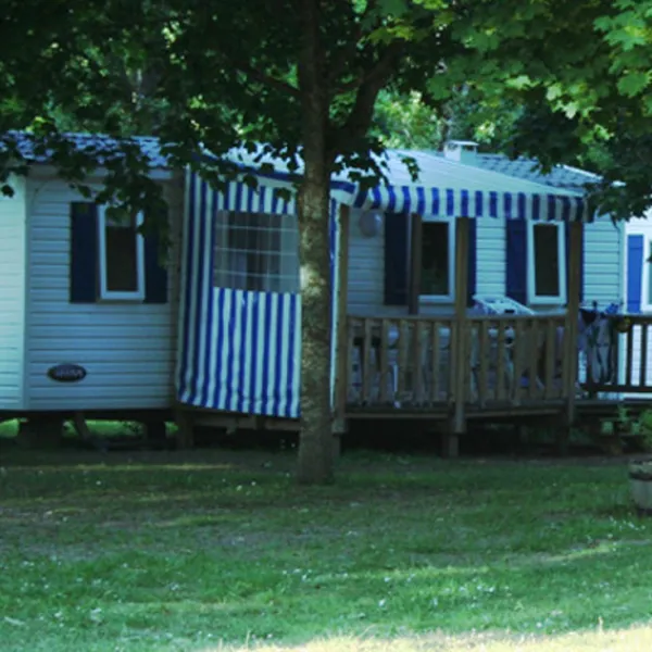 camping-les-cochards-seigy-mji7f