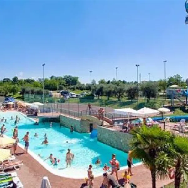 campeggio-park-delle-rose-lazise-sul-garda-17zlg