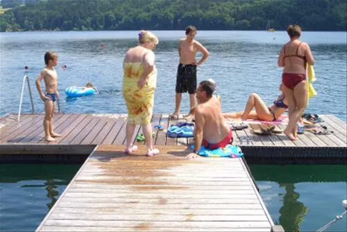 campingparadies-mattsee-lochen-am-see-rro16
