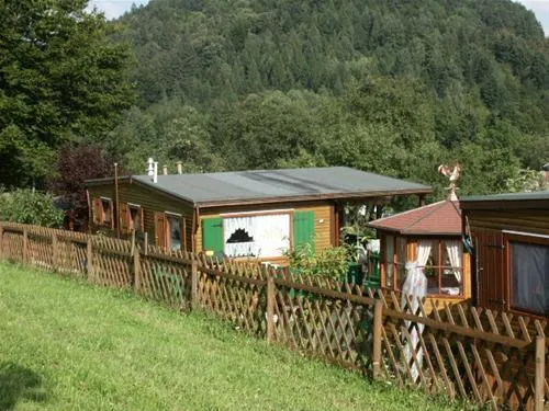 paradisegarden-camping-kaumberg-86gdi