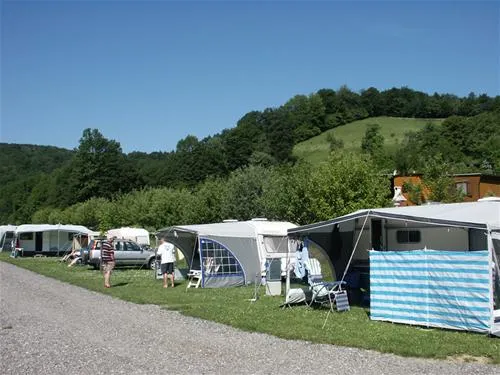 paradisegarden-camping-kaumberg-ekcsy