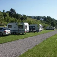 paradisegarden-camping-kaumberg-iobcv