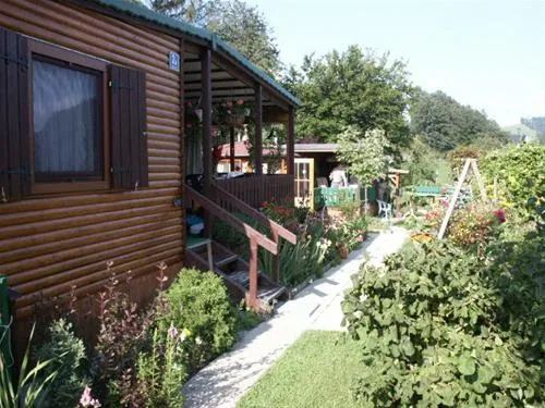paradisegarden-camping-kaumberg-n5axi