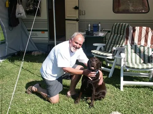 paradisegarden-camping-kaumberg-q9d09