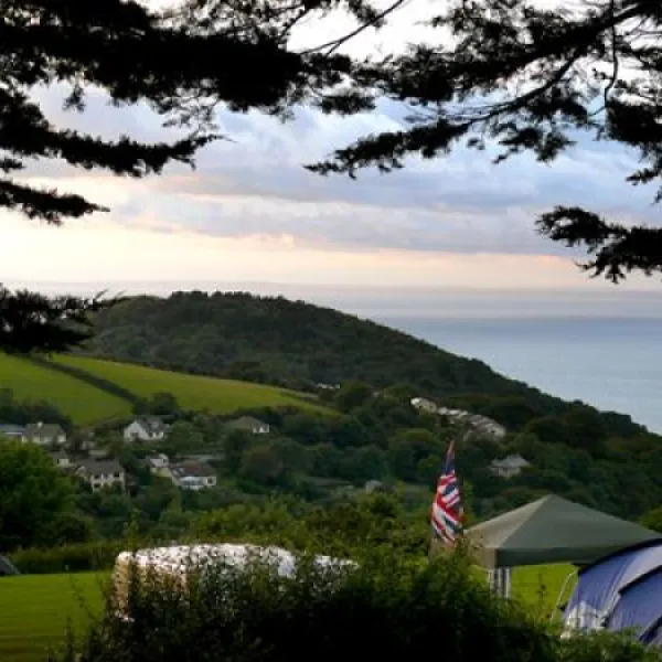 channel-view-caravan-and-camping-park-lynton-igjn7