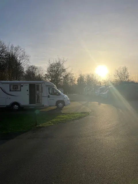 camping-jeugdstadion-ieper-9fw5g