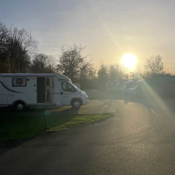 camping-jeugdstadion-ieper-9fw5g
