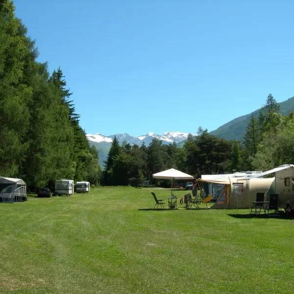 camping-le-diamant-noir-ste-alvere-k35q7
