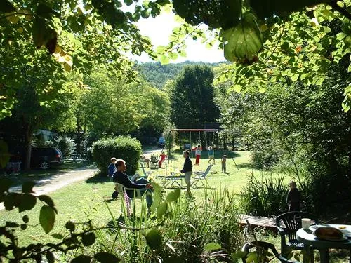 camping-le-pigeonnier-tursac-8ltwa