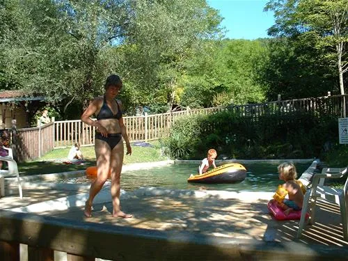 camping-le-pigeonnier-tursac-c75js